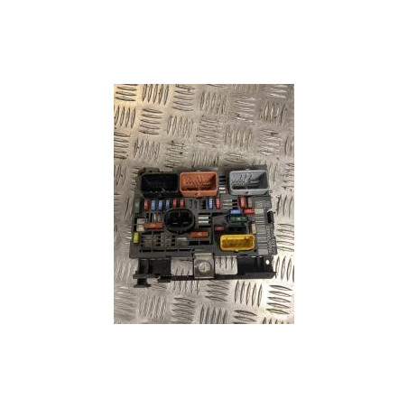 Boitier servitude moteur (BSM) PEUGEOT 308 1 PHASE 2 d’occasion