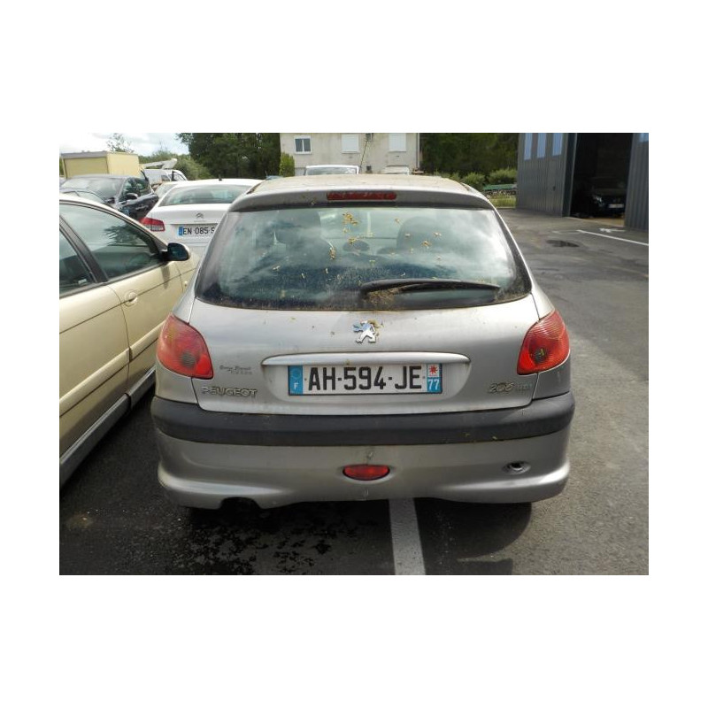 Pare choc avant PEUGEOT 206 PHASE 1 d’occasion