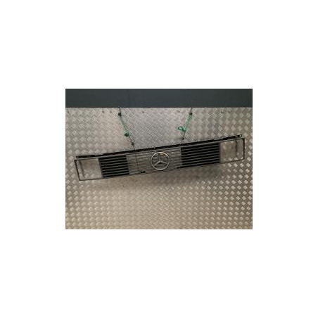 Calandre MERCEDES MB 100 631 d’occasion