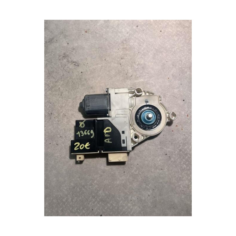 Moteur leve vitre avant droit PEUGEOT 307 PHASE 2 BREAK d’occasion