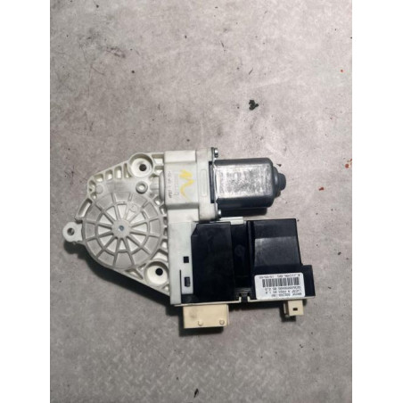 Moteur leve vitre avant droit PEUGEOT 307 PHASE 2 BREAK d’occasion
