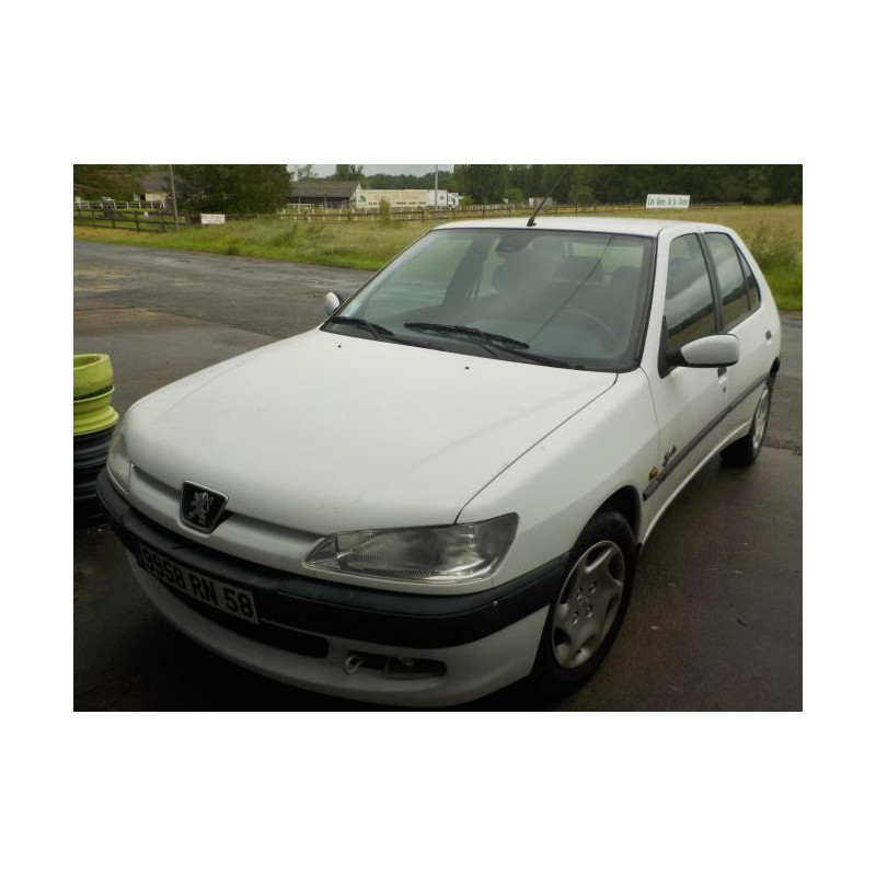 Feu arriere principal droit (feux) PEUGEOT 306 PHASE 2 d’occasion