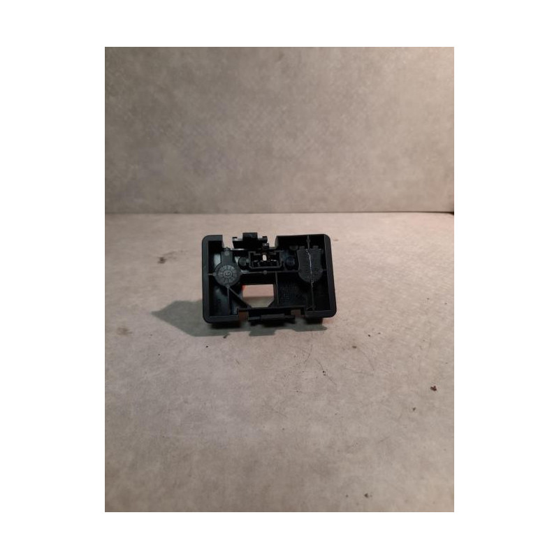 Platine feu arriere gauche CITROEN XANTIA PHASE 2 BREAK d’occasion