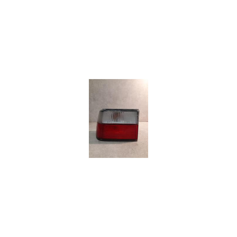 Feu arriere principal gauche (feux) CITROEN XANTIA PHASE 2 BREAK d’occasion