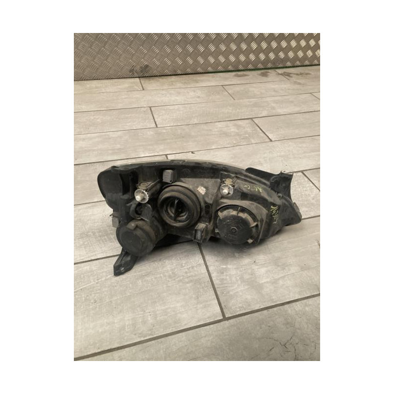 Optique avant principal gauche (feux)(phare) OPEL CORSA C PHASE 2 d’occasion