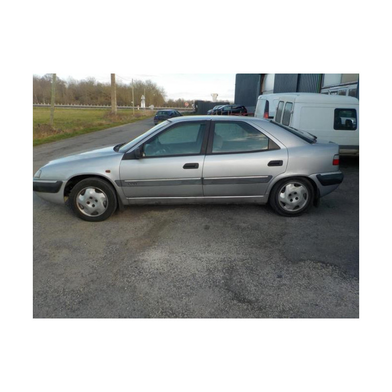 Platine feu arriere gauche CITROEN XANTIA PHASE 2 d’occasion