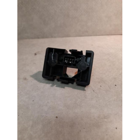 Platine feu arriere droit CITROEN XANTIA PHASE 2 BREAK d’occasion