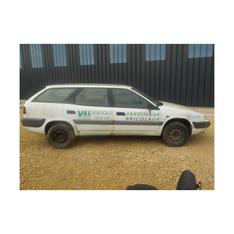 Platine feu arriere droit CITROEN XANTIA PHASE 2 BREAK d’occasion