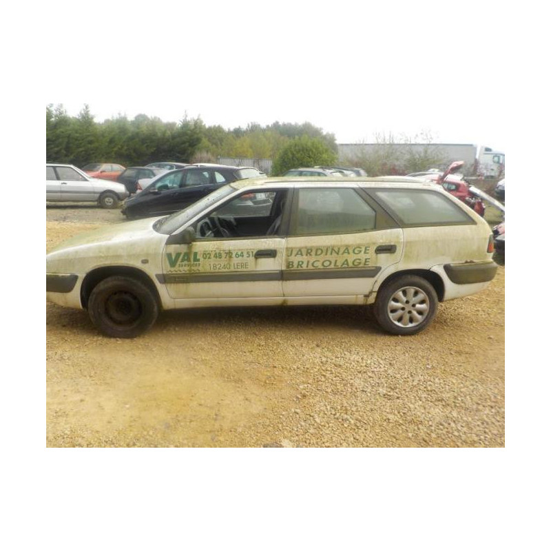 Feu arriere principal droit (feux) CITROEN XANTIA PHASE 2 BREAK d’occasion