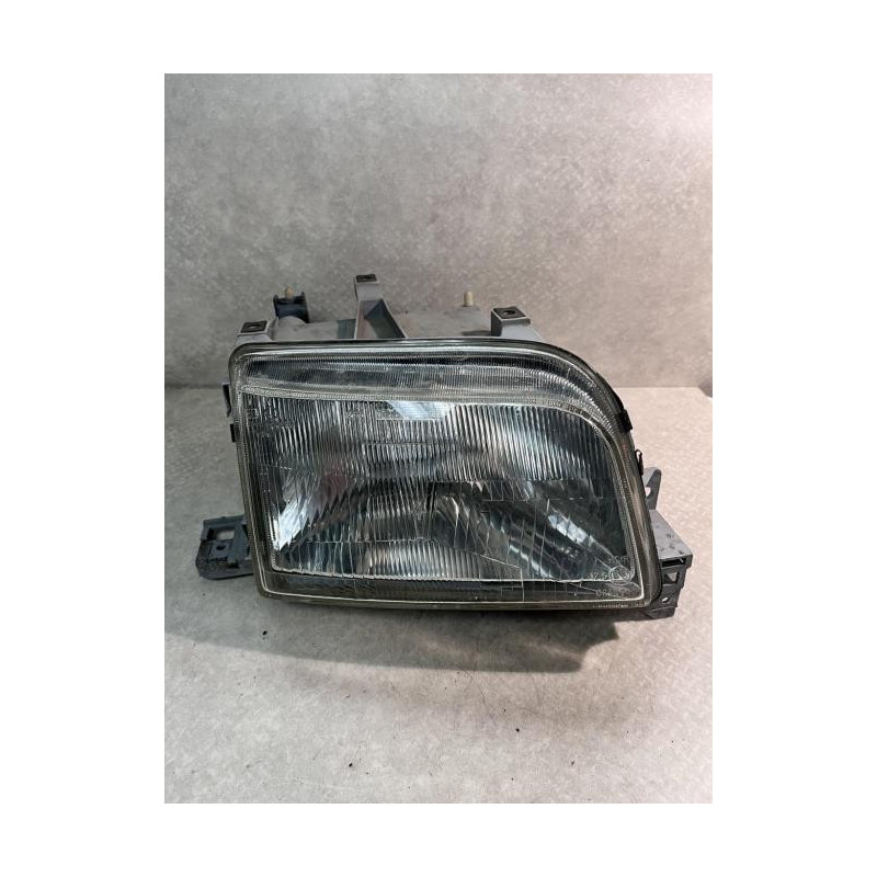Optique avant principal droit (feux)(phare) RENAULT CLIO 1 PHASE 1 d’occasion