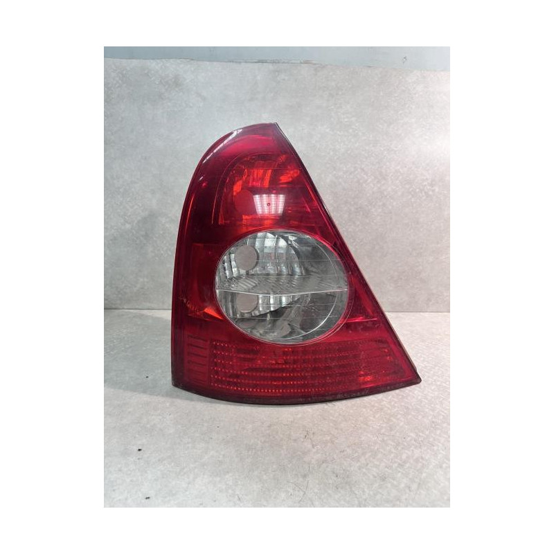 Feu arriere principal droit (feux) RENAULT CLIO 2 PHASE 2 d’occasion