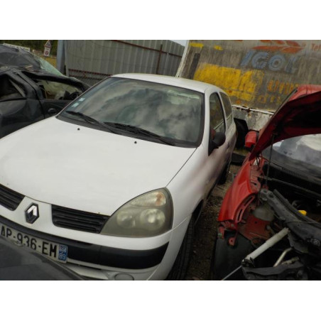 Feu arriere principal droit (feux) RENAULT CLIO 2 PHASE 2 d’occasion
