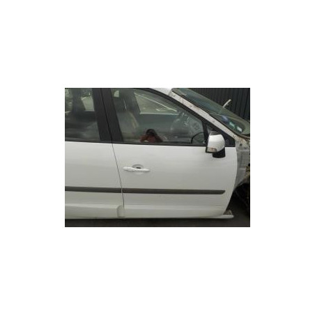 Porte avant droit RENAULT SCENIC 3 PHASE 3 d’occasion