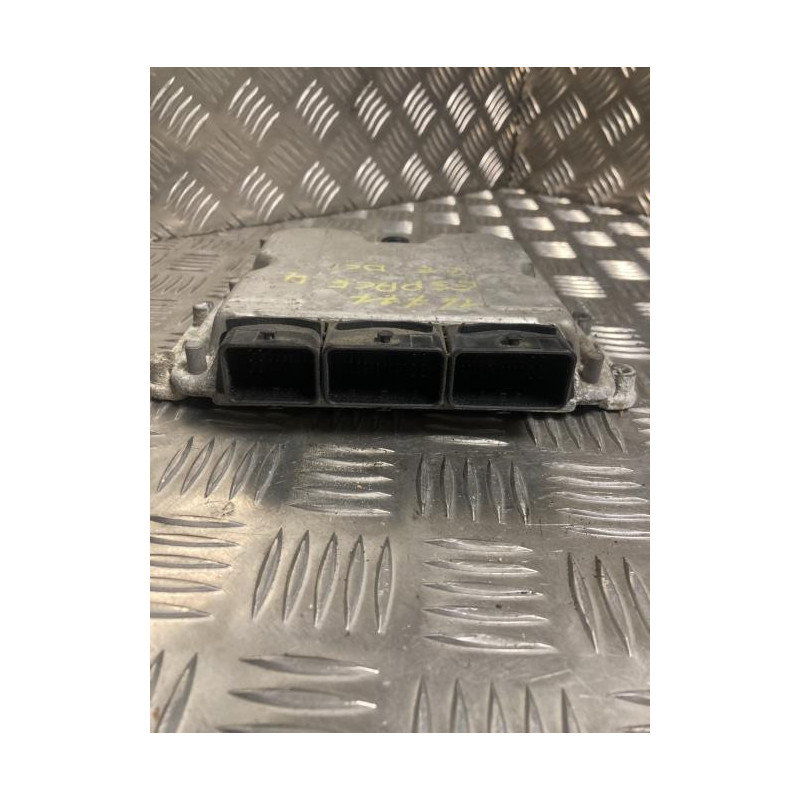 Calculateur moteur RENAULT GRAND ESPACE 4 PHASE 1 d’occasion