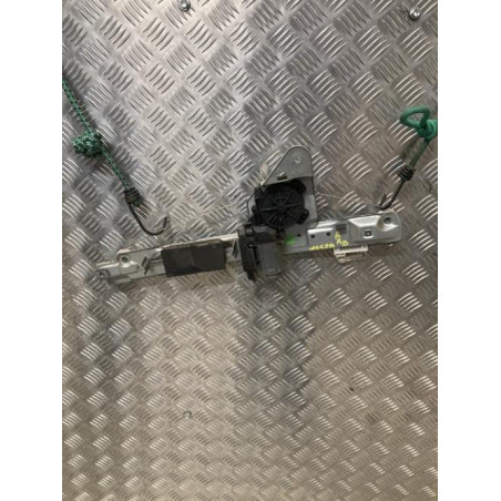 Leve vitre electrique arriere droit RENAULT MEGANE 2 PHASE 1 d’occasion
