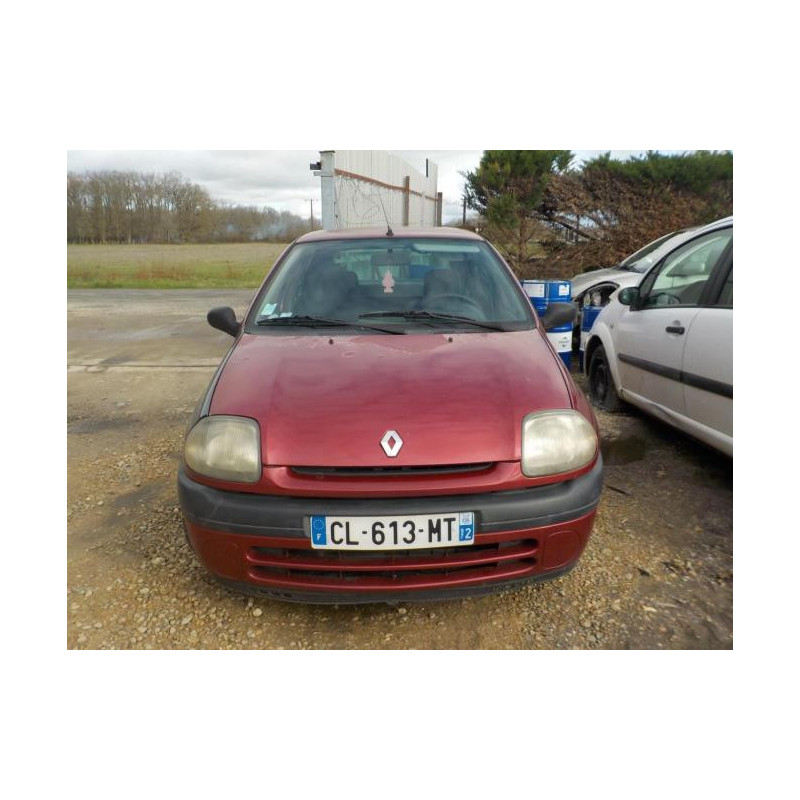 Calandre RENAULT CLIO 2 PHASE 1 d’occasion