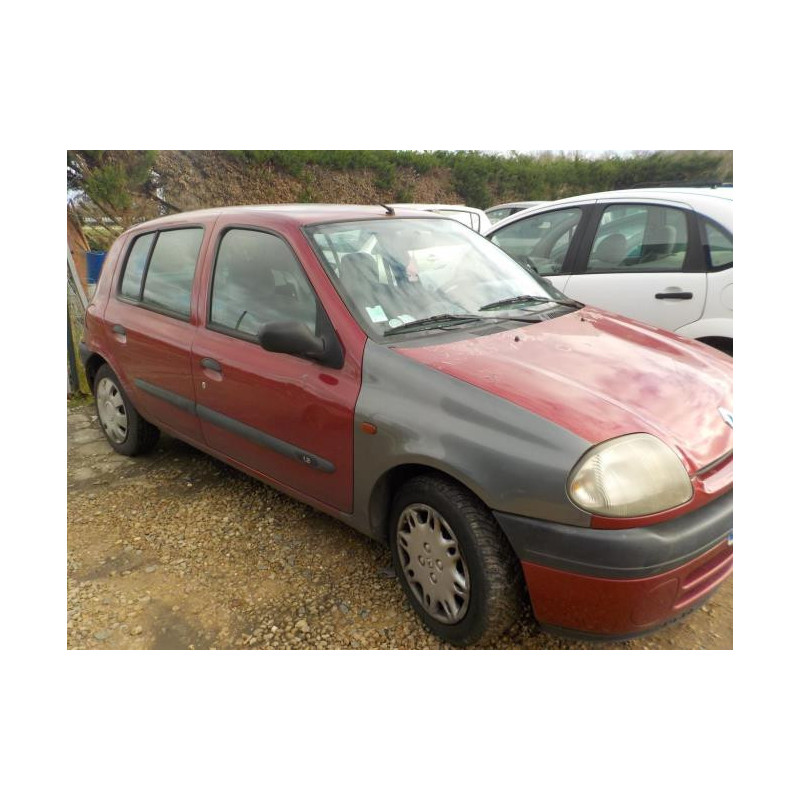 Calandre RENAULT CLIO 2 PHASE 1 d’occasion