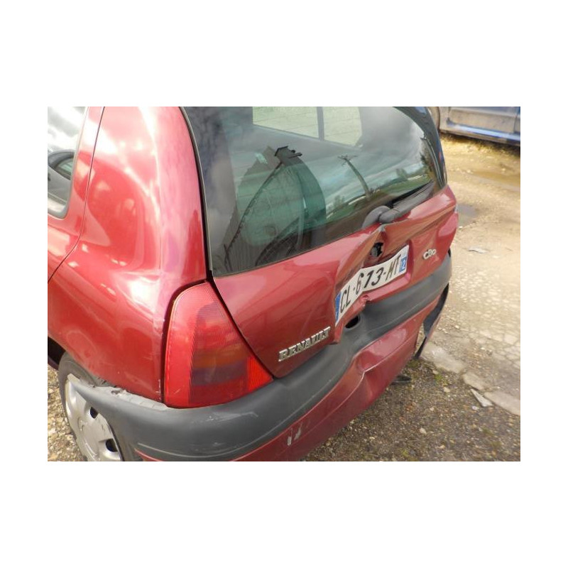 Calandre RENAULT CLIO 2 PHASE 1 d’occasion