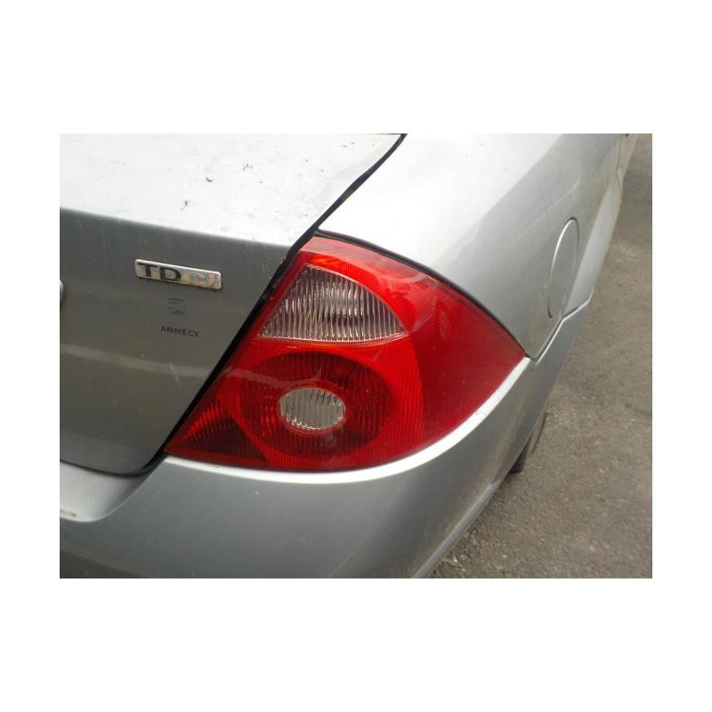 Platine feu arriere gauche FORD MONDEO 2 d’occasion
