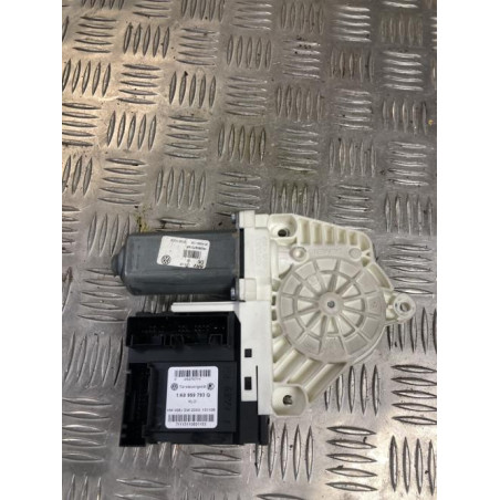 Moteur leve vitre avant gauche VOLKSWAGEN GOLF 6 d’occasion