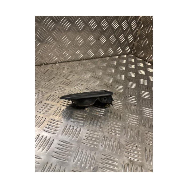 Poignee interieur avant droit RENAULT MASTER 2 PHASE 3 d’occasion