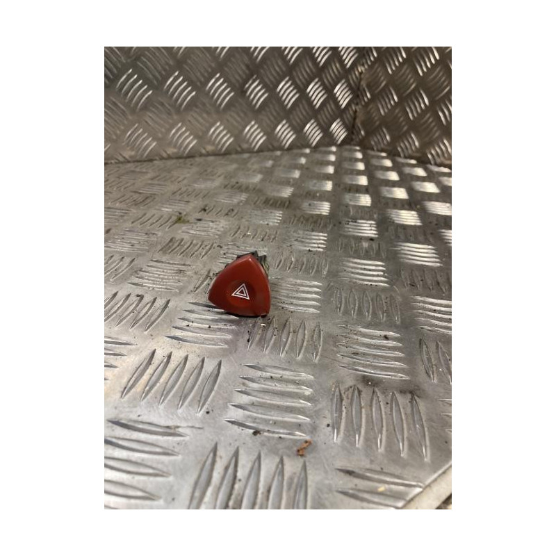 Bouton de warning RENAULT MASTER 2 PHASE 3 d’occasion