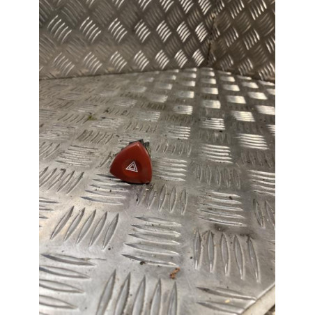Bouton de warning RENAULT MASTER 2 PHASE 3 d’occasion