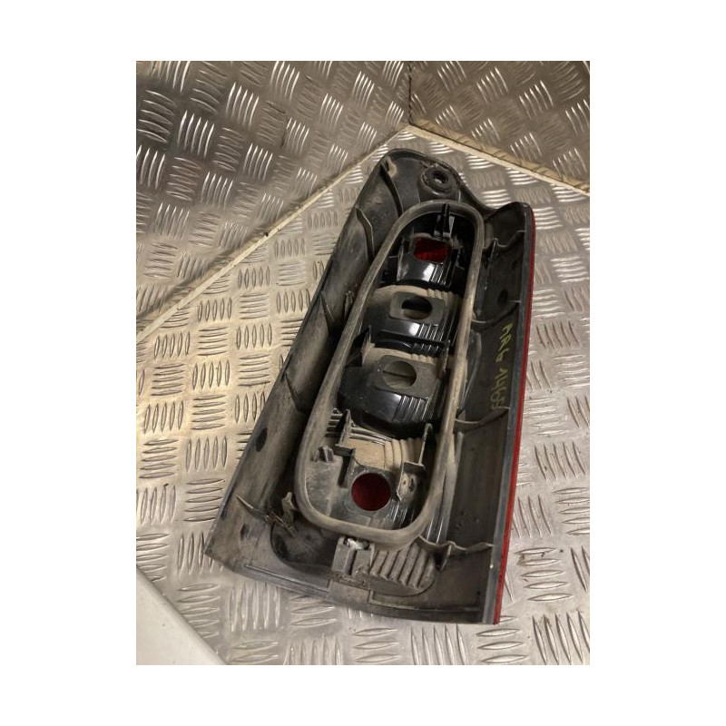 Feu arriere principal gauche (feux) RENAULT MASTER 2 PHASE 3 d’occasion