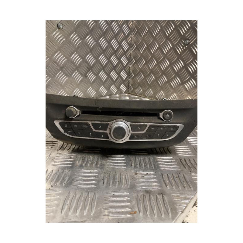 Autoradio d'origine RENAULT LAGUNA 3 PHASE 1 d’occasion