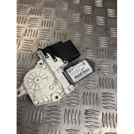 Moteur leve vitre arriere gauche VOLKSWAGEN TOURAN 1 PHASE 1 d’occasion