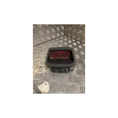 Feu arriere stop central SUZUKI SWIFT 2 PHASE 1 d’occasion