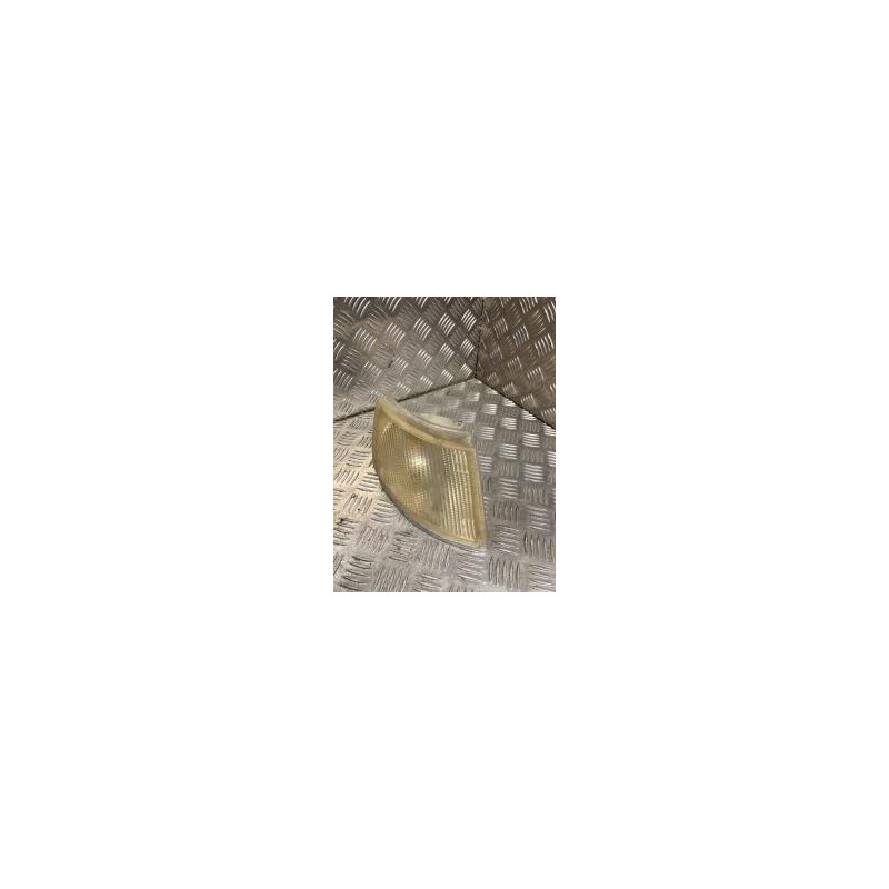 Optique avant secondaire droit (feux)(clignotant) LADA  d’occasion