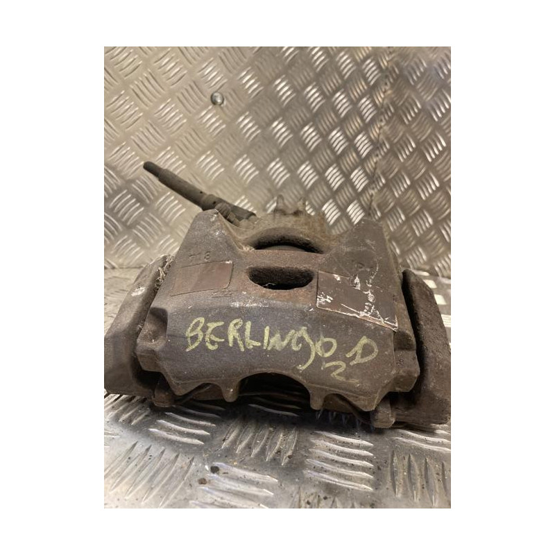 Etrier avant droit (freinage) CITROEN BERLINGO 2 PHASE 1 d’occasion