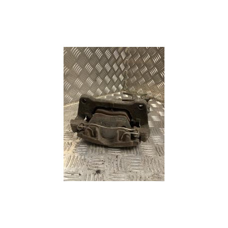 Etrier avant gauche (freinage) AUDI A4 2 PHASE 1 d’occasion
