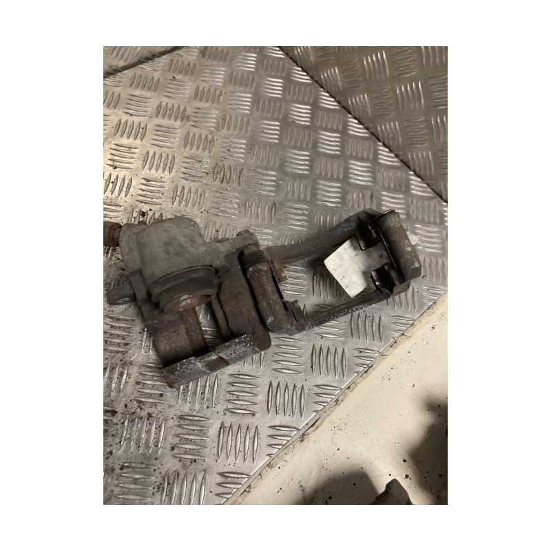 Etrier avant gauche (freinage) RENAULT CLIO 2 PHASE 2 d’occasion