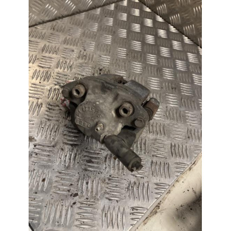 Etrier avant droit (freinage) RENAULT CLIO 2 PHASE 2 d’occasion