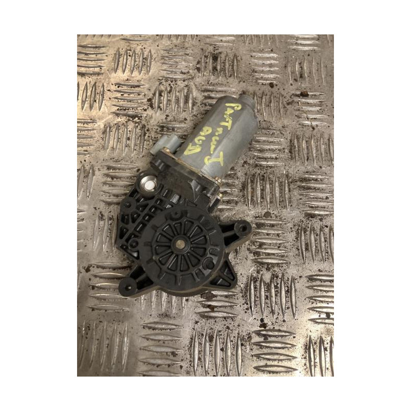 Moteur leve vitre avant droit PEUGEOT PARTNER 1 PHASE 2 d’occasion