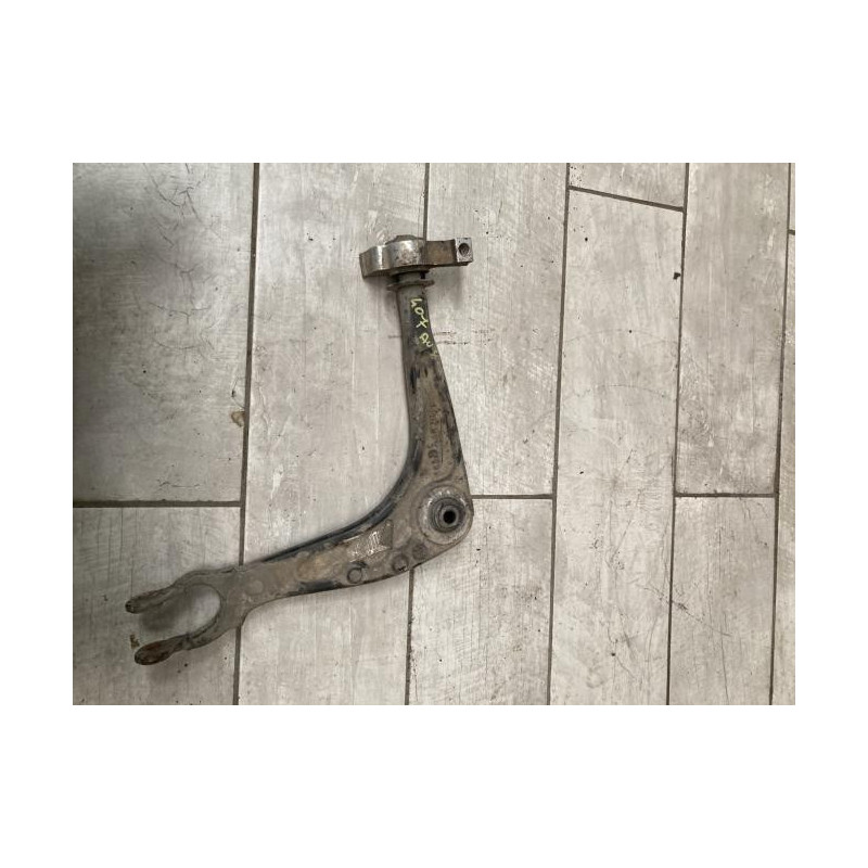 Triangle avant droit PEUGEOT 407 PHASE 1 d’occasion