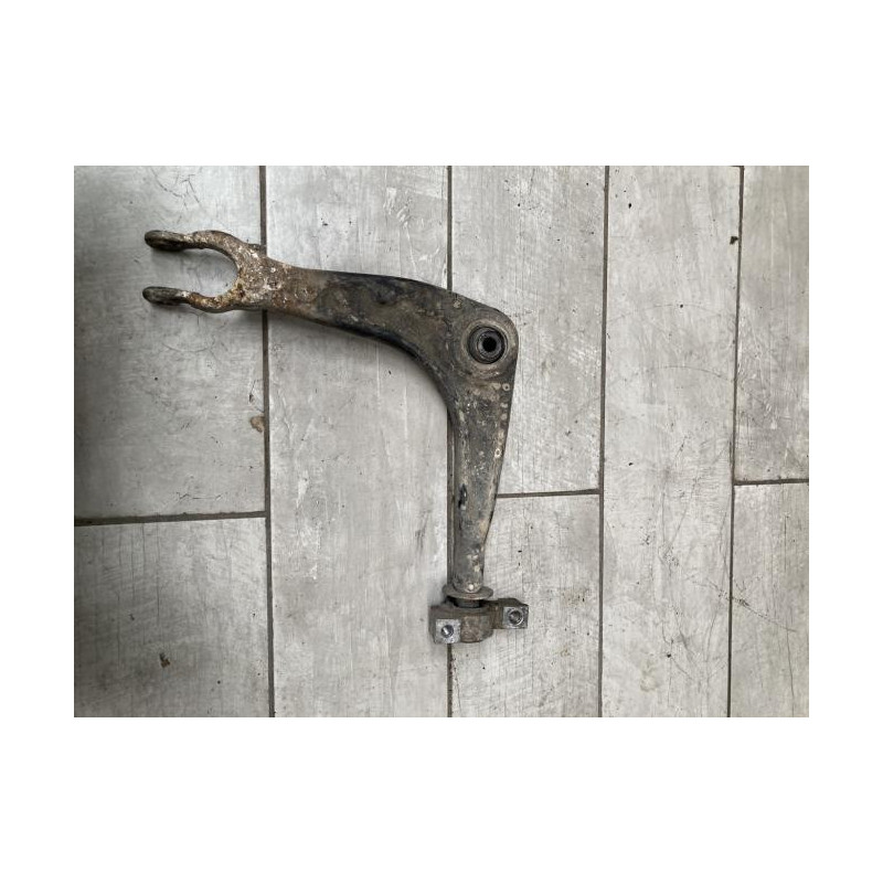 Triangle avant droit PEUGEOT 407 PHASE 1 d’occasion