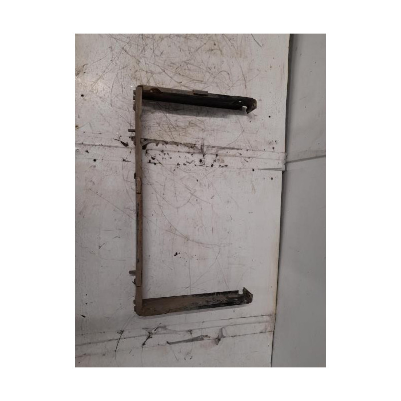 Support radiateur LAND ROVER DISCOVERY 2 PHASE 1 d’occasion