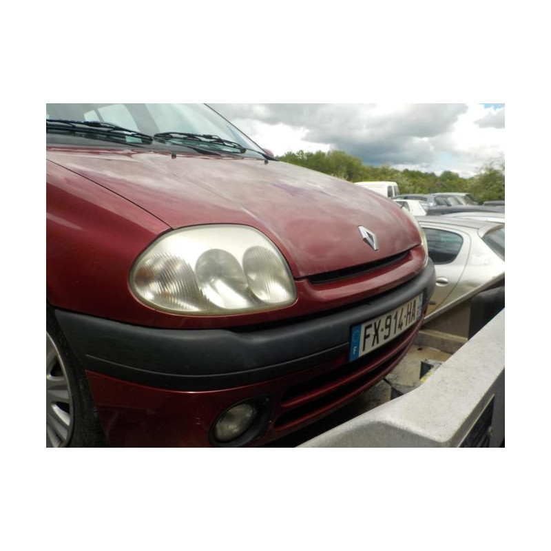 Anti brouillard gauche (feux) RENAULT CLIO 2 PHASE 1 d’occasion