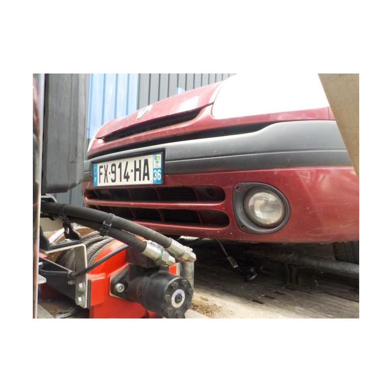 Anti brouillard gauche (feux) RENAULT CLIO 2 PHASE 1 d’occasion