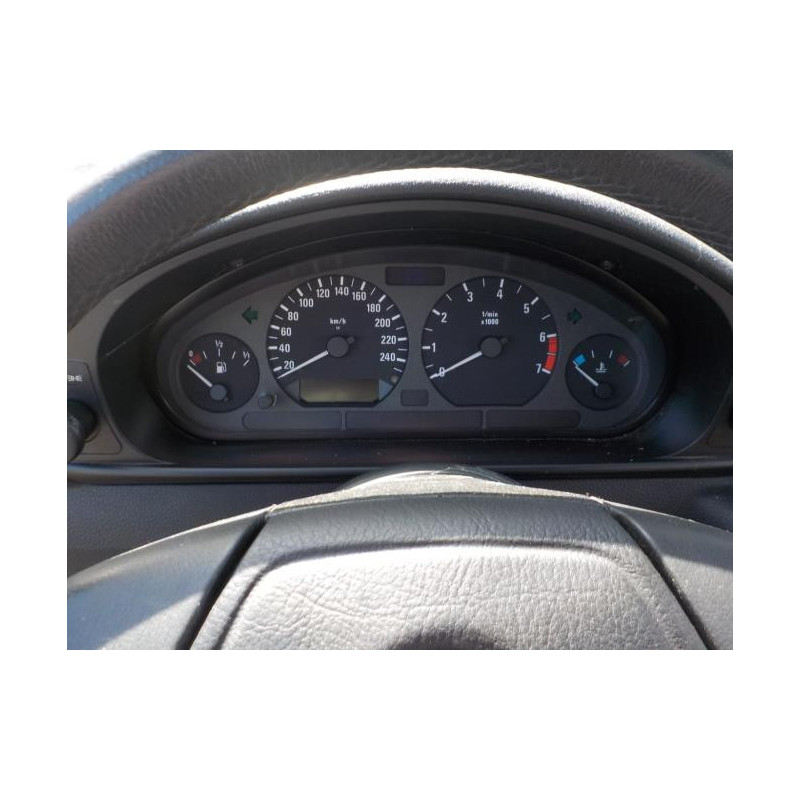 Optique avant secondaire gauche (feux)(clignotant) BMW SERIE 3 E36 COMPACT d’occasion