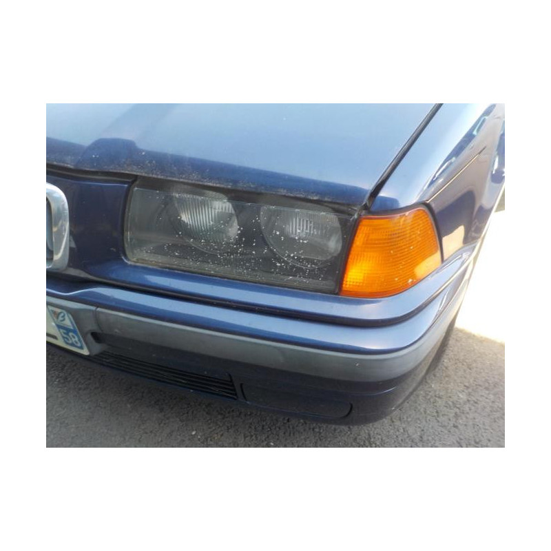 Platine feu arriere droit BMW SERIE 3 E36 COMPACT d’occasion
