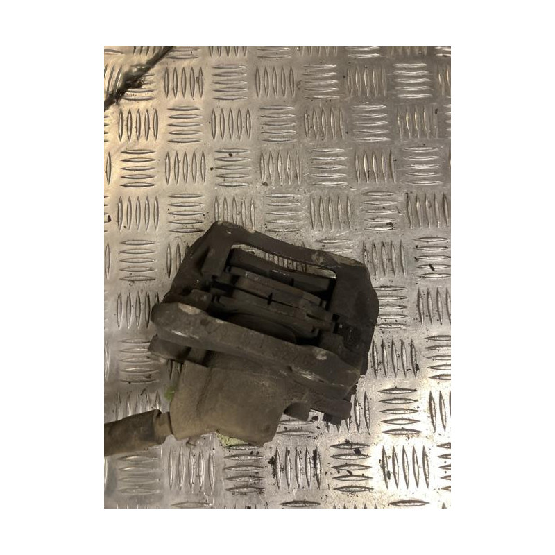 Etrier avant droit (freinage) RENAULT TWINGO 2 PHASE 1 d’occasion