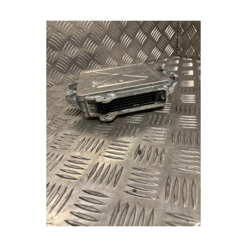 Calculateur moteur PEUGEOT 206 PHASE 1 d’occasion