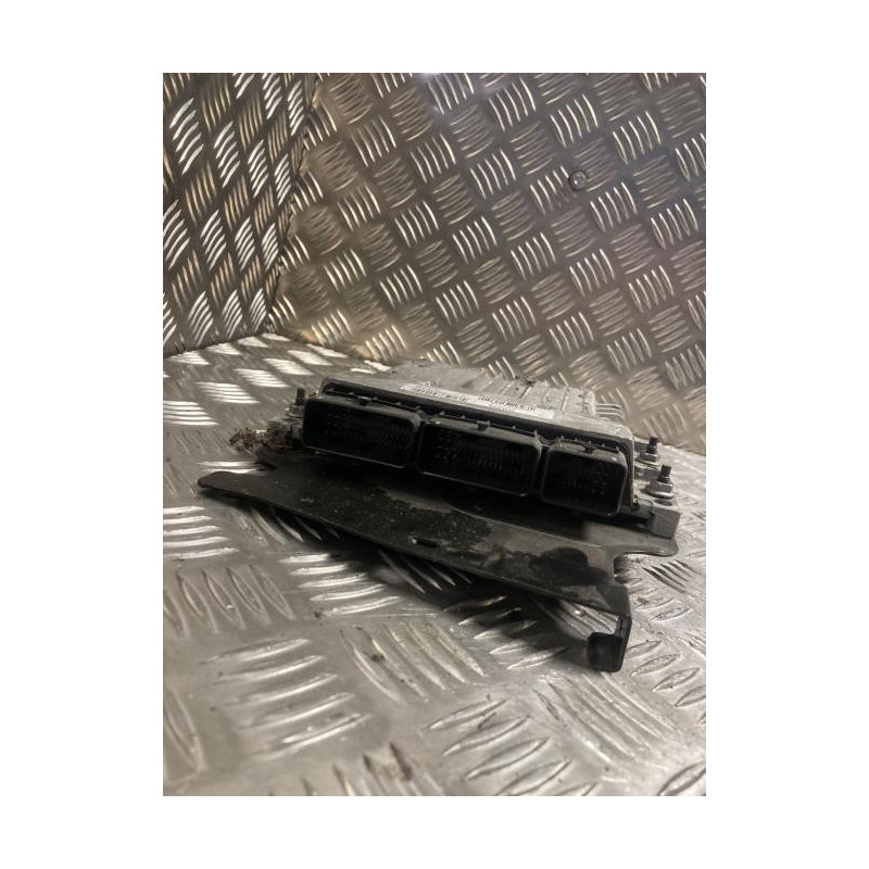 Calculateur moteur RENAULT MEGANE 3 PHASE 1 COUPE d’occasion