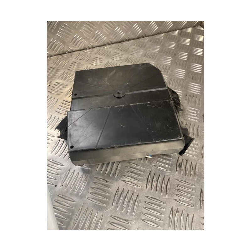 Porte fusible RENAULT CLIO 3 PHASE 1 d’occasion
