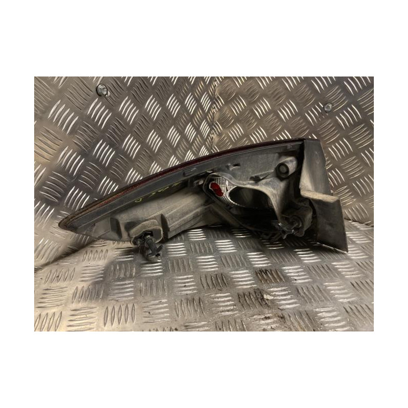 Feu arriere principal droit (feux) RENAULT MEGANE 3 PHASE 1 BREAK d’occasion