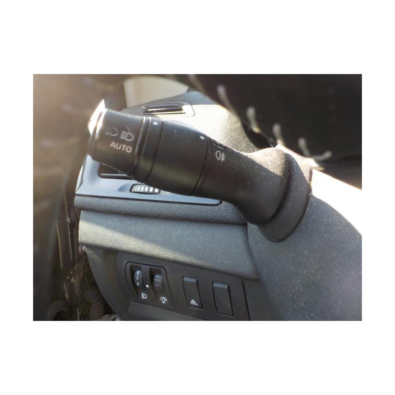 Feu arriere principal droit (feux) RENAULT MEGANE 3 PHASE 1 BREAK d’occasion